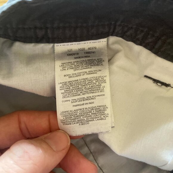 Columbia Gray Blue Chino Shorts Men's 38" with 8" inseam - Picture 3 of 8